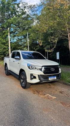 TOYOTA HILUX 2.8 SRX 4X4 CD 16V DIESEL 4P AUTOMÁTICO
